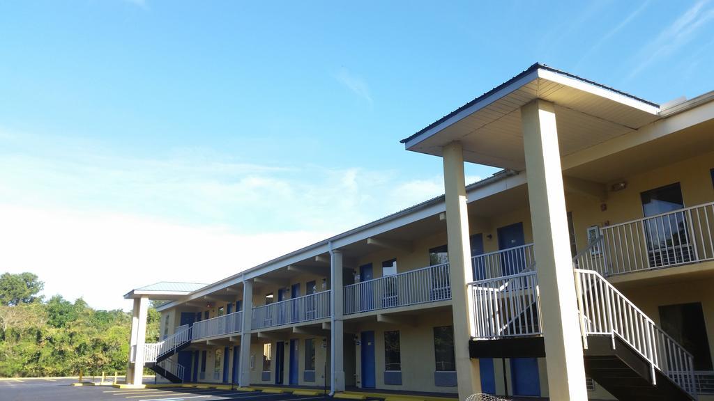 Royal Inn Alachua Luaran gambar